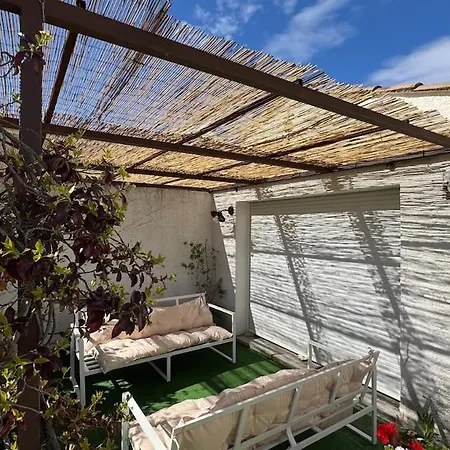 Maison Avec Terrasse Proche Piste Cyclable Et Remparts