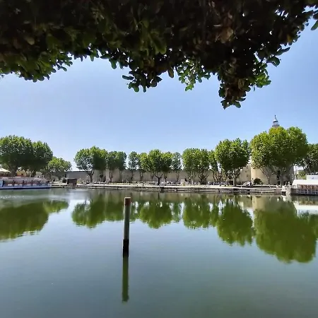 Maison Avec Terrasse Proche Piste Cyclable Et Remparts Semesterbostad Aigues-Mortes